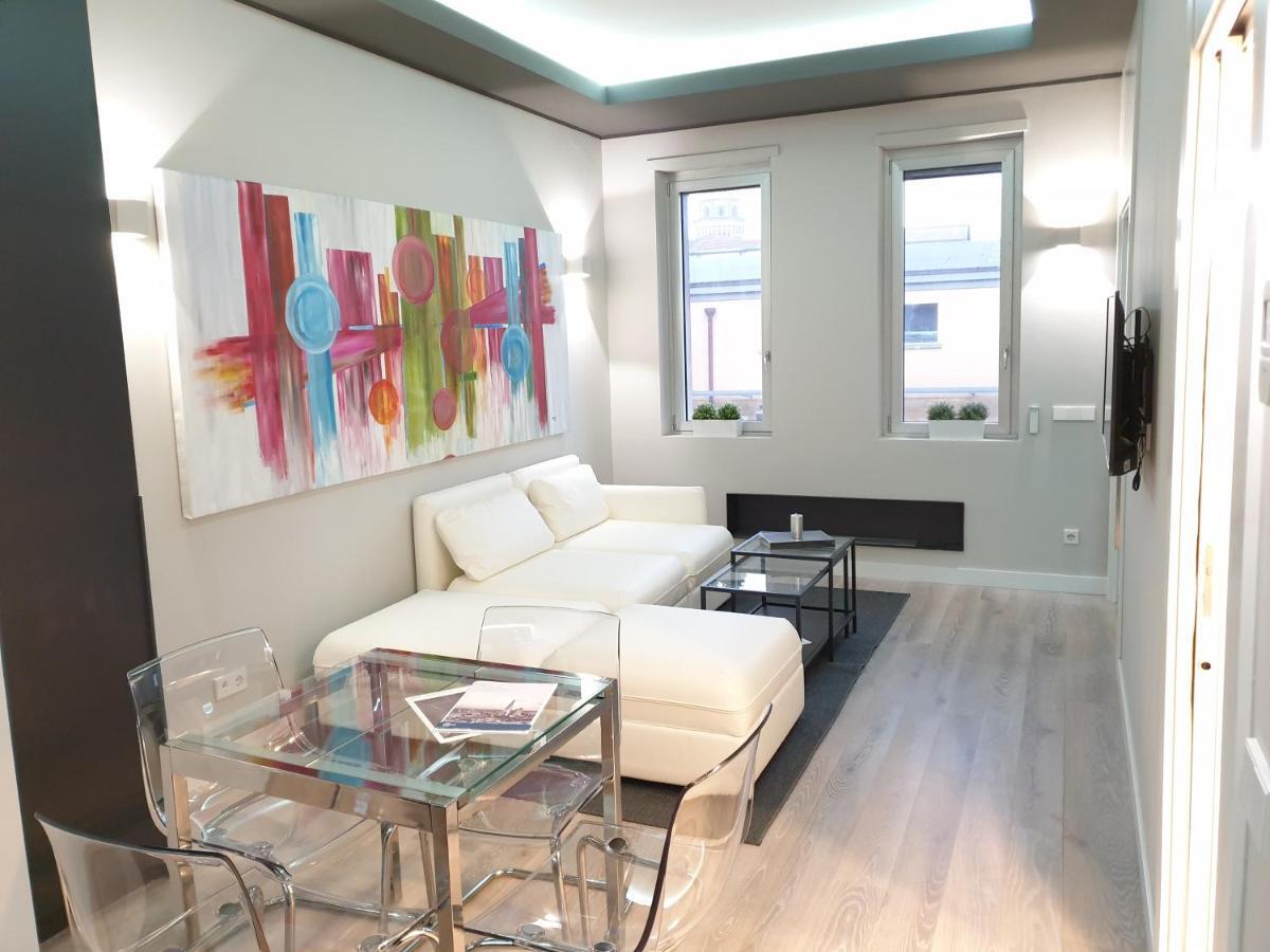 Jewel Apartment Vista Duomo 100M Milan Exterior photo